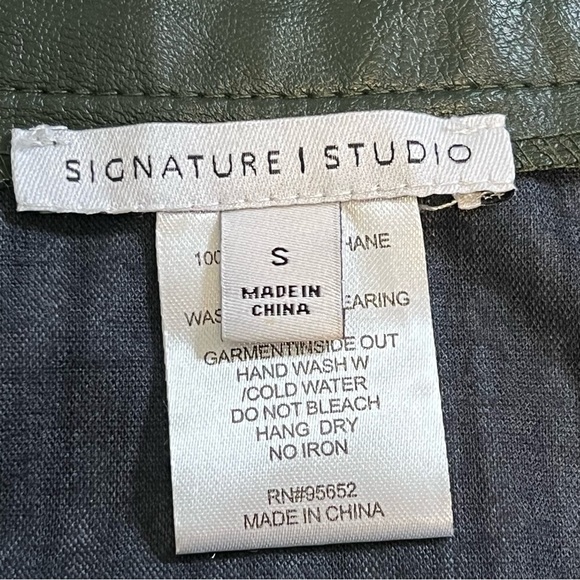SIGNATURE STUDIO Pleated Vegan Leather Green Full Midi Skirt size Small - Picture 7 of 9